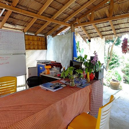 The Hut Koh Lipe Hotel Exterior photo