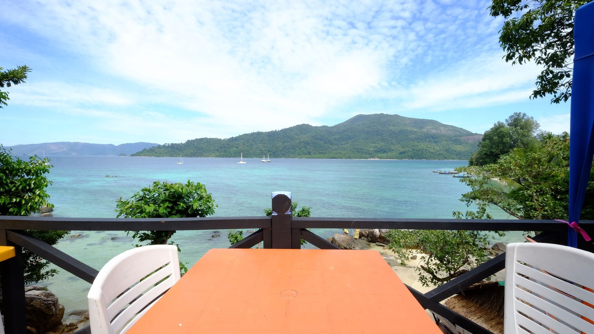 The Hut Koh Lipe Hotel Exterior photo